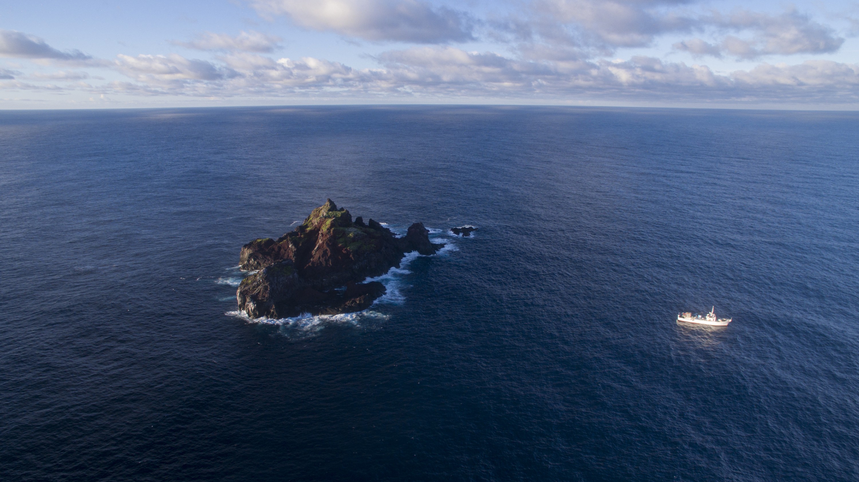 DJI_0018 – L'Esperance Rock, Kermadec Islands